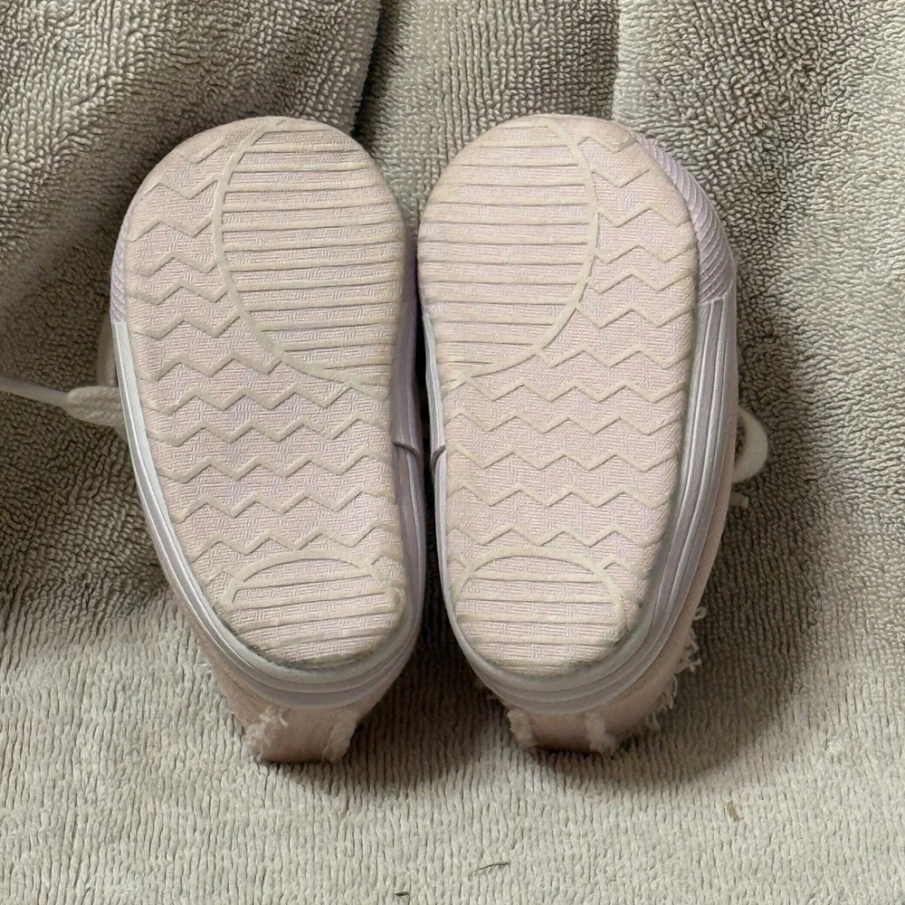 Canvas‎ Sneakers First Walker Shoes Pink White Laces Toddler Size 2